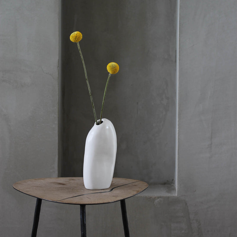 Dahlia - single flower vase